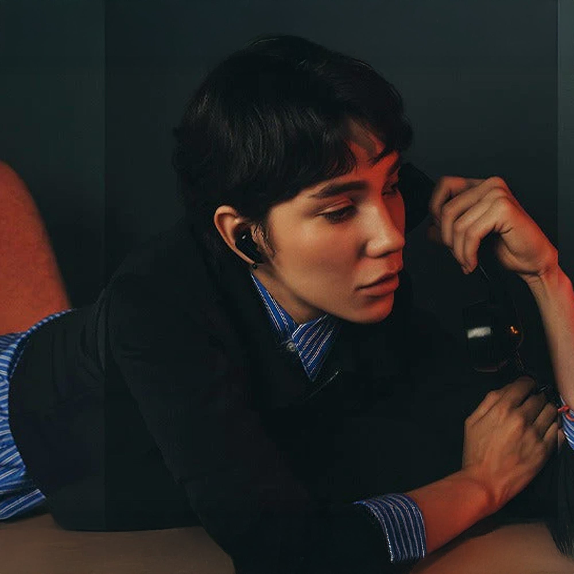 CMT Ultra Pro Noise-Cancelling Bluetooth Earbuds