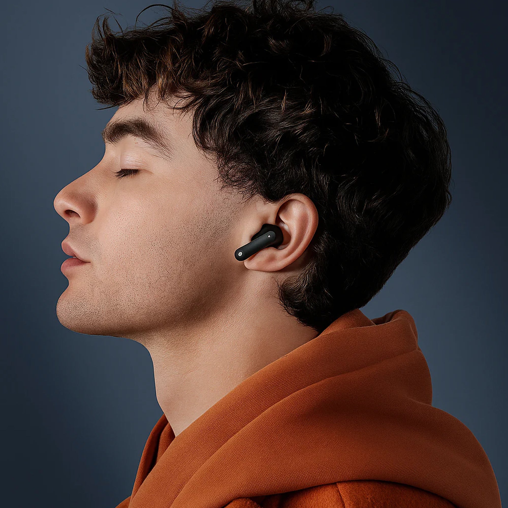 CMT Ultra Pro Noise-Cancelling Bluetooth Earbuds